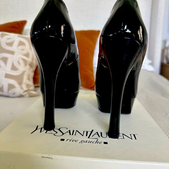 Yves Saint Laurent Palais 105 Open Toe Pumps in Black patent leather, IT 40 - Picture 8 of 8